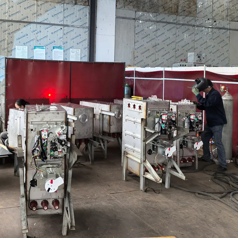 Personnel-operation-6